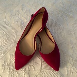 BRAND NEW MARC FISHER CRANBERRY OR WINE SUEDE D’ORSAY STYLE FLATS